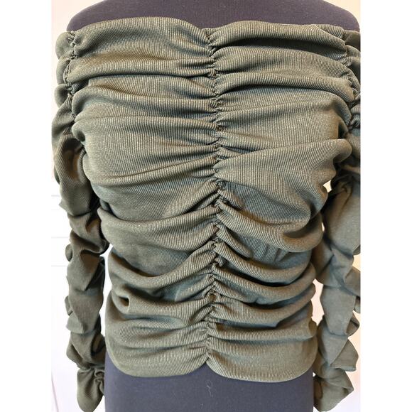 Line and Dot Billie Off Shoulder Top Ruching Stretchy Form Fitting Green Size M - Picture 4 of 14